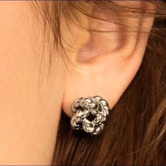 NWOT Tory Burch Silver Logo knot Stud Earrings - Picture 5 of 8